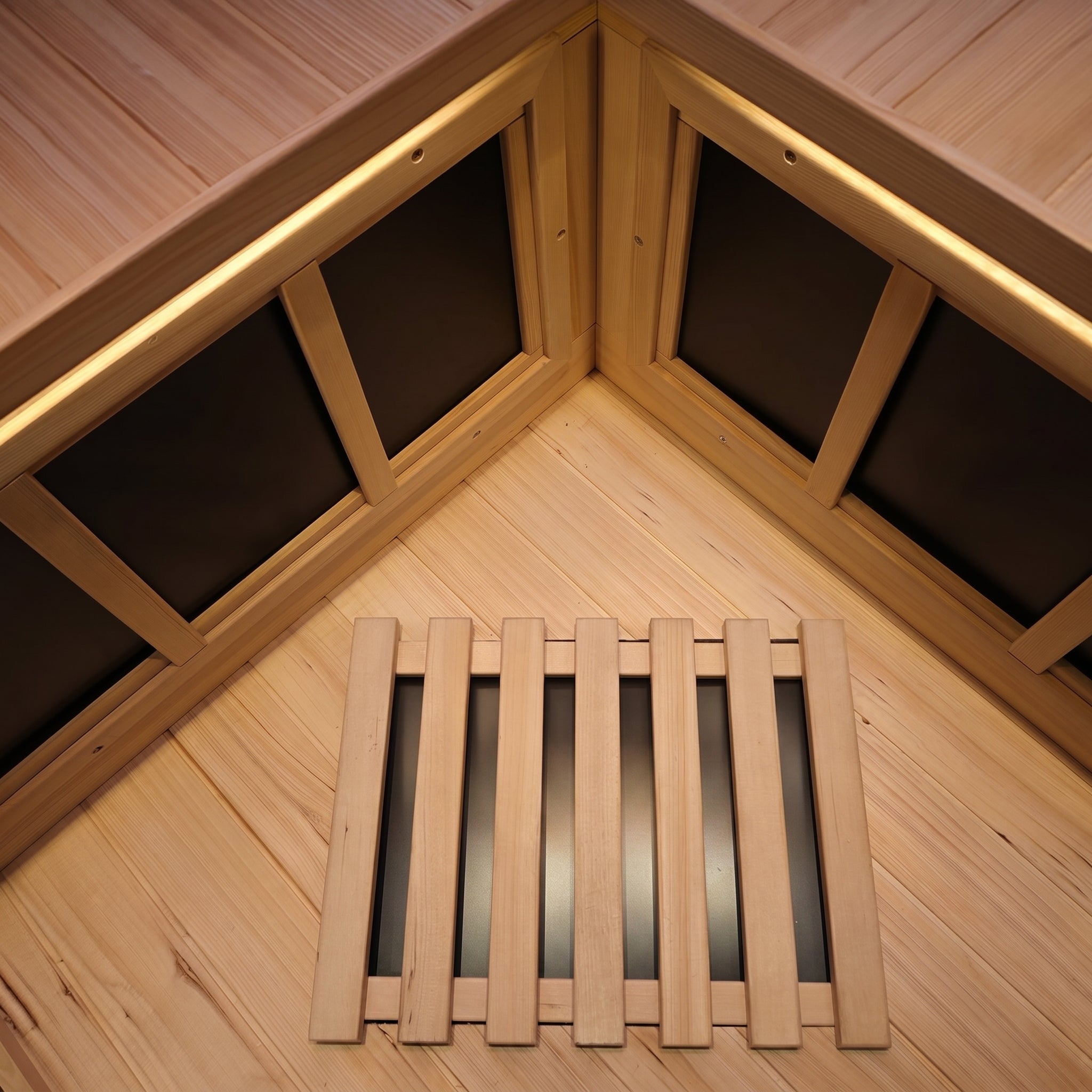 Corner Hemlock Full-Glass Sauna